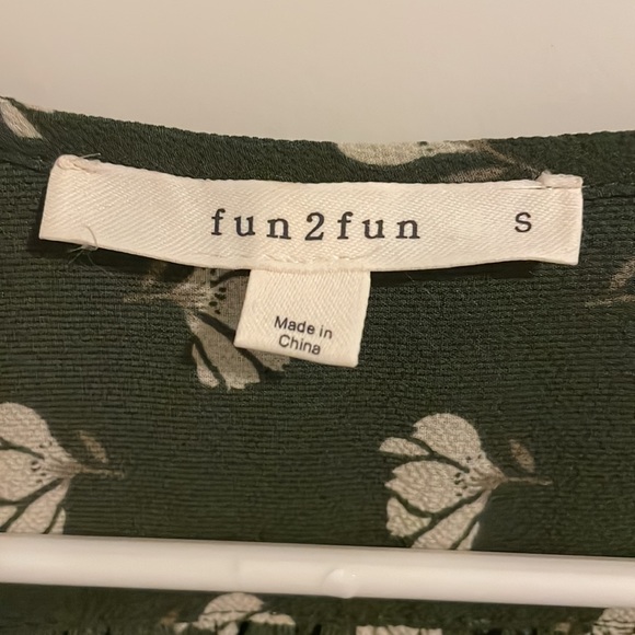 Fun2Fun flower patterned blouse - Picture 4 of 10